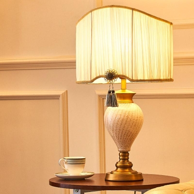 White Farmhouse Conch Shell Shaped Glass Bedside Table Lamps