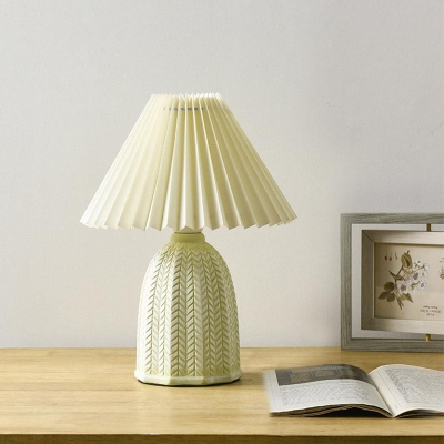 Modern Farmhouse White Ceramic Bedside Table Lamp