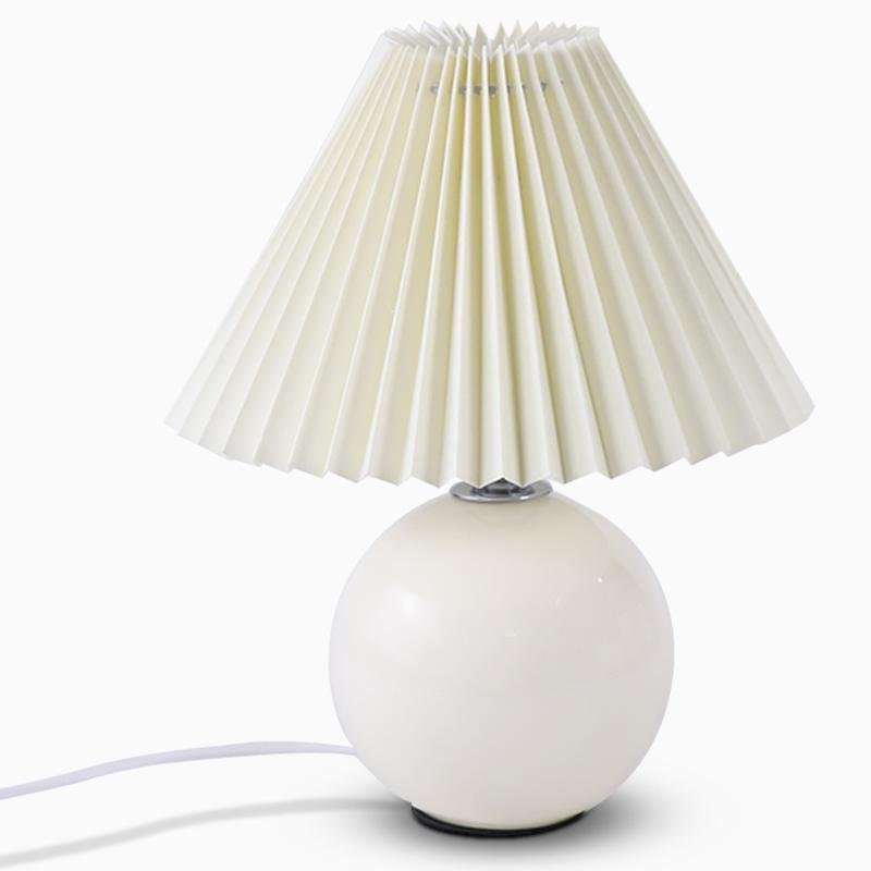 Kleine Empire-Keramik-Plugin-Nachtlicht-Tischlampen, schirmförmige Nachttischlampen, Schreibtischlampen