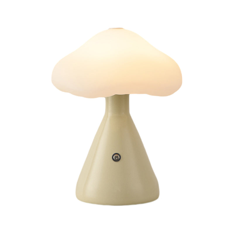 Niedliche Pilz-Touch-Control-dimmbare LED-USB-moderne Nachttischlampen