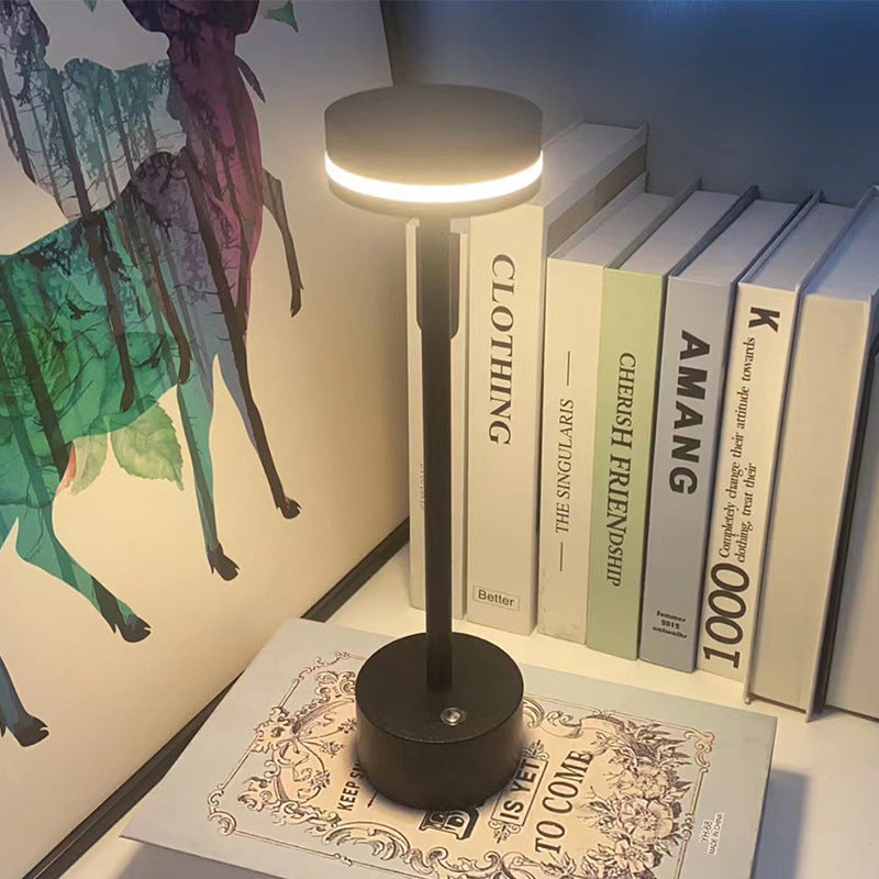 Lampe de table moderne rechargeable par USB à intensité variable en aluminium ronde à commande tactile