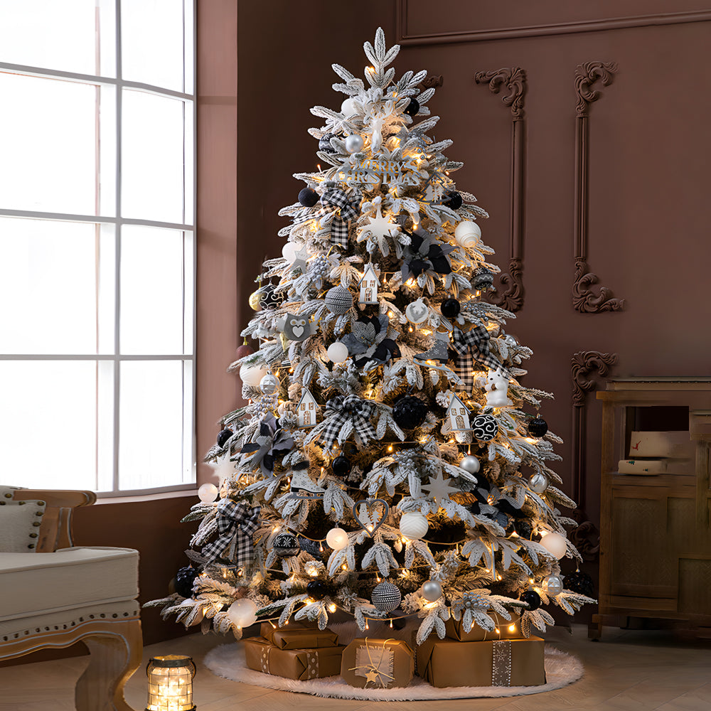 Simulation artificielle de chute de neige, décoration de noël, arbre avec guirlandes lumineuses