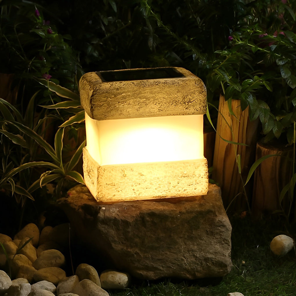 Lampe de jardin de lumières extérieures solaires modernes LED imperméables en pierre de résine carrée
